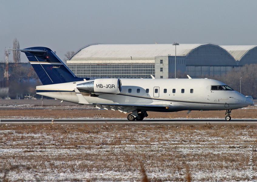 Bombardier_Challenger_604_HB-JGR_Nomad_Aviation_ALA.JPG