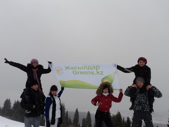 поход в горы Партия Зеленых Руханият поход в горы