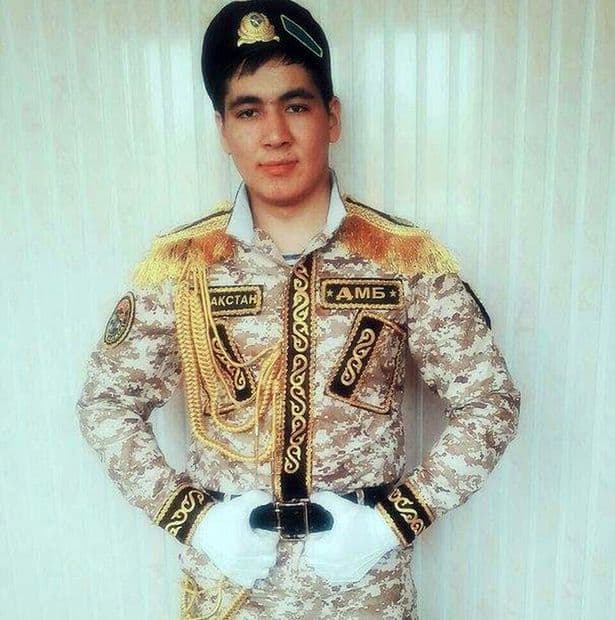 Kazakhstan soldiers in uniform