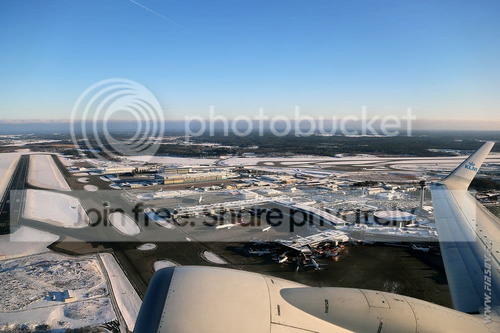 photo B-737_PH-BXZ_KLM_6_ARN.jpg