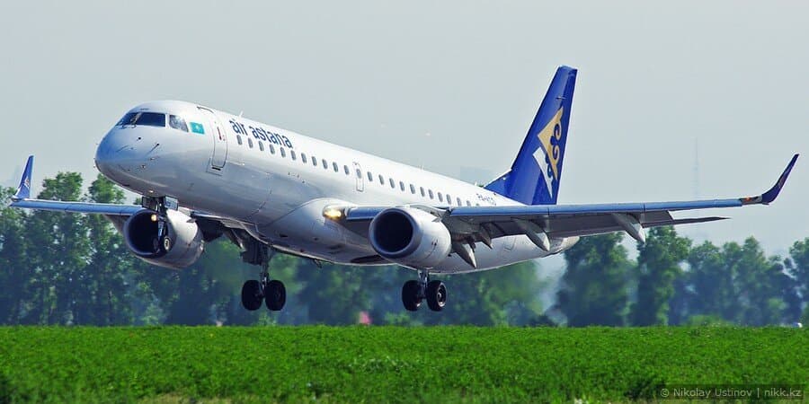 Air Astana Embraer 190