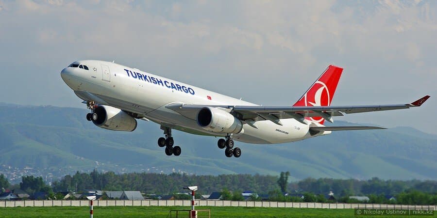 Turkish Airlines Cargo A330