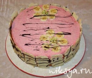 Торт "Бананово-клубничное искушение