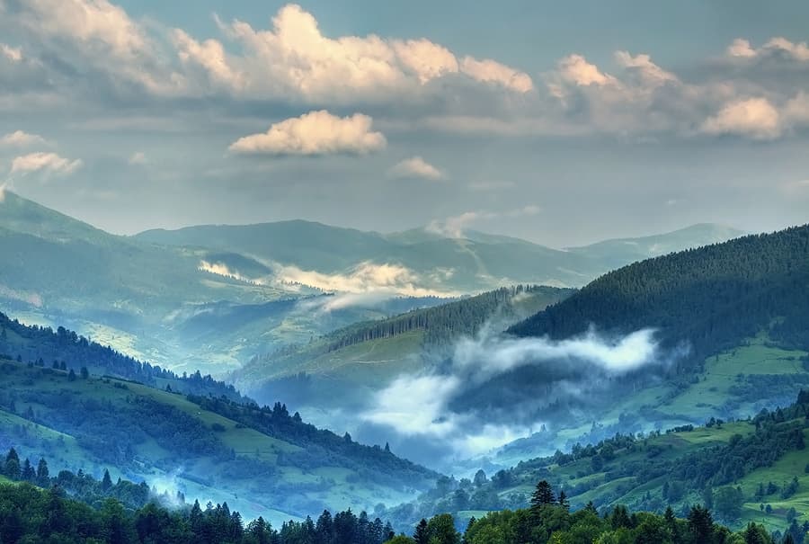 Утро в Карпатах