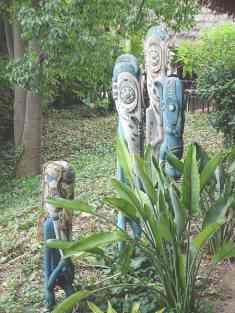 11.-Port_Aventura_-_Zona_Polinesia_a(decoración) Порт Авентура. Полинезийская зона