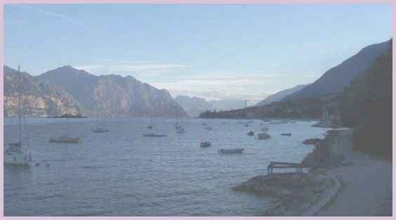 7.Италия.Побережье-LagoGardaAlba a Италия. Побережье