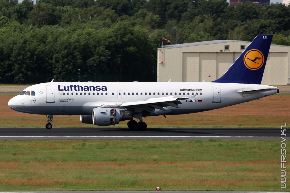 A-319_D-AILE_Lufthansa_2_TXL_resize.jpg