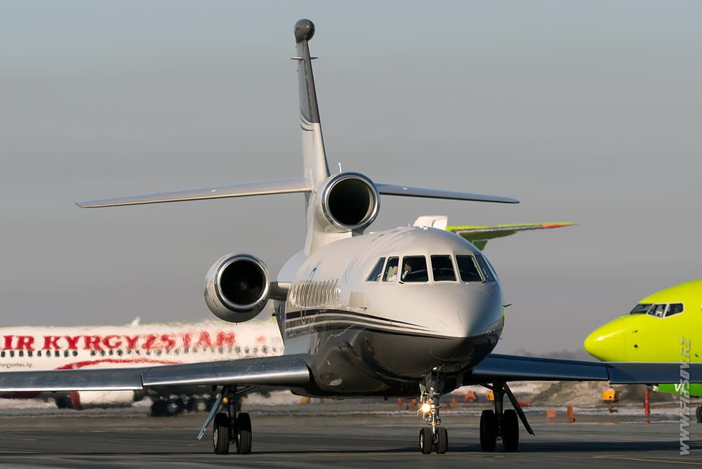 Dassault_Falcon_900EX__M-AGIK_Private_1_OVB.JPG Dassault_Falcon_900EX__M-AGIK_Private_1_OVB.JPG