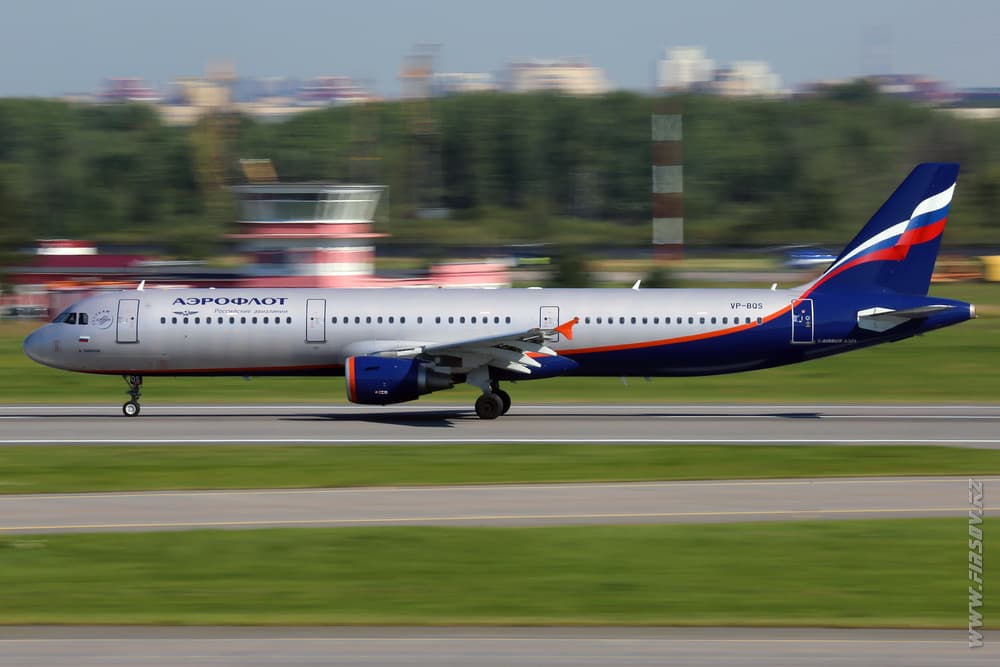 A-321_VP-BQS_Aeroflot_2_LED_.JPG A-321_VP-BQS_Aeroflot_2_LED_.JPG