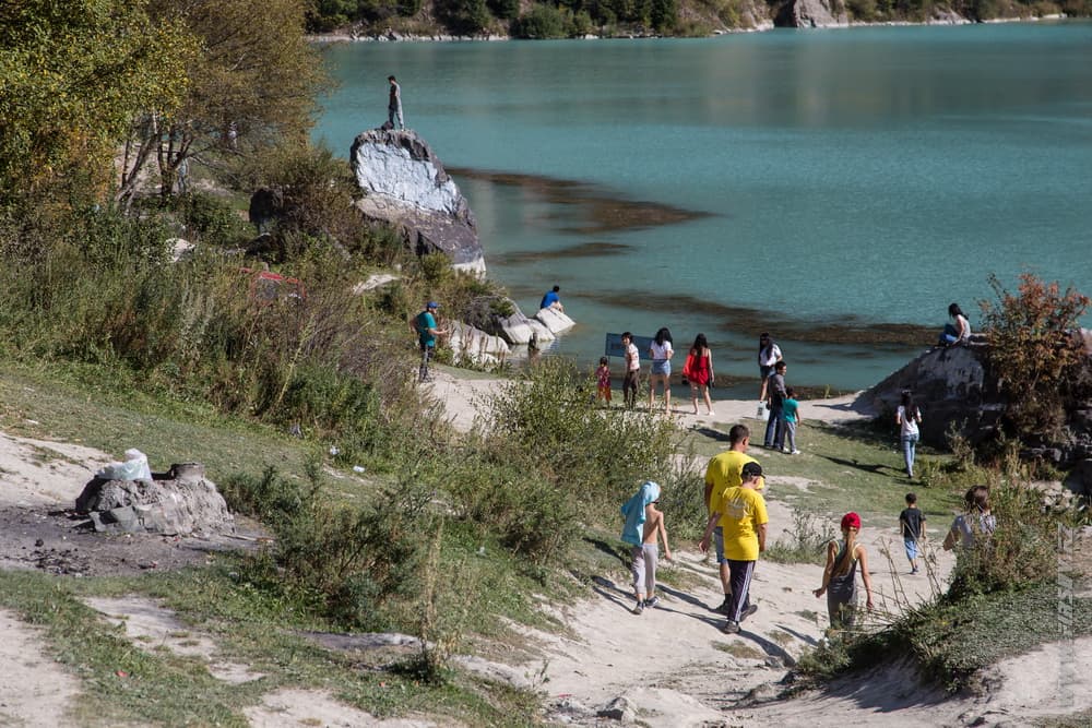 Issyk_Lake 15.JPG Issyk_Lake 15.JPG