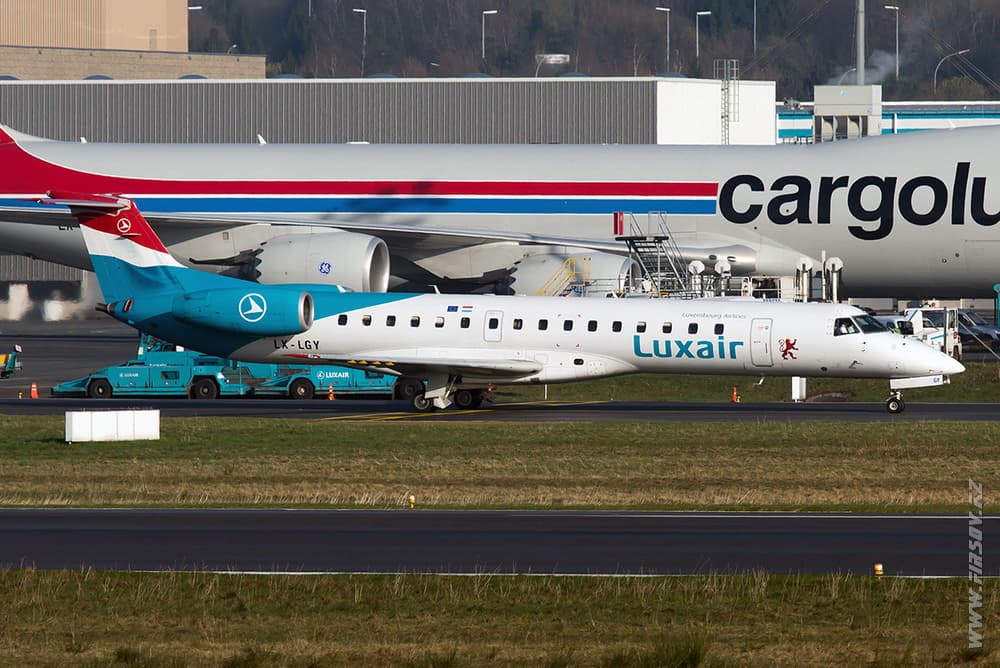 Embraer_ERJ-145_LX-LGY_Luxair_1_LUX_for_ .JPG Embraer_ERJ-145_LX-LGY_Luxair_1_LUX_for_ .JPG