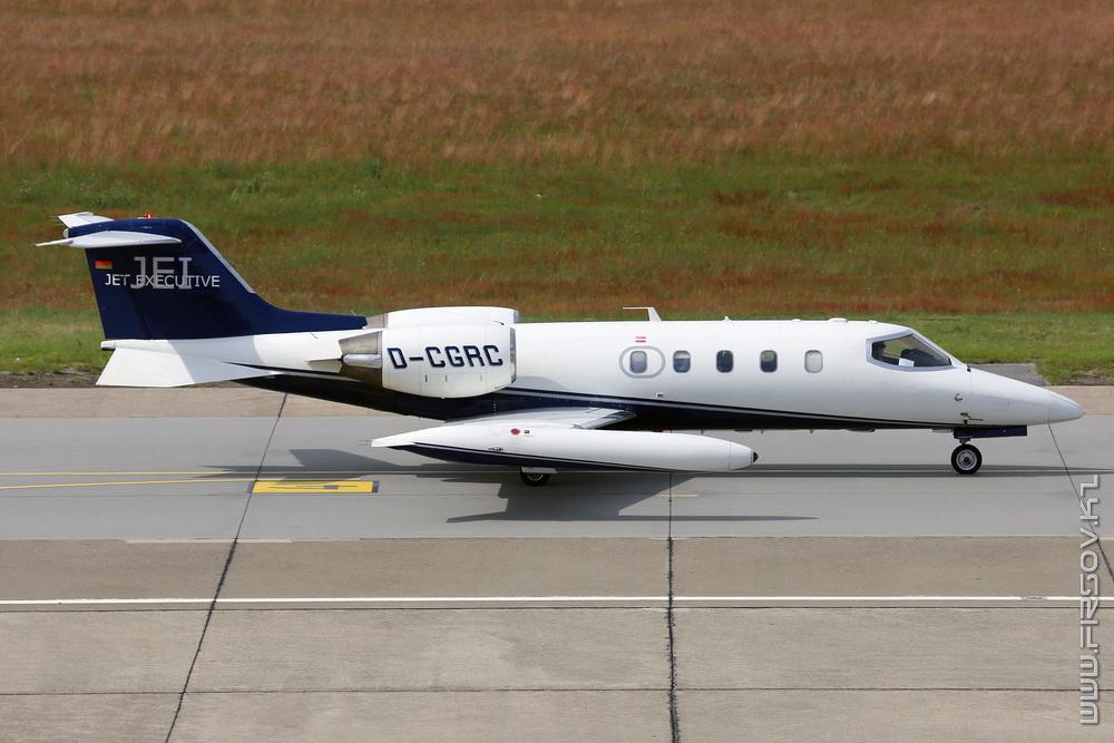 Learjet_35A_D-CGRC_Jet Executive_International_Charter_1_TXL_resize.jpg