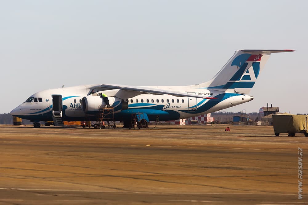 An-148_RA-61710_Angara_1_IKT.JPG An-148_RA-61710_Angara_1_IKT.JPG