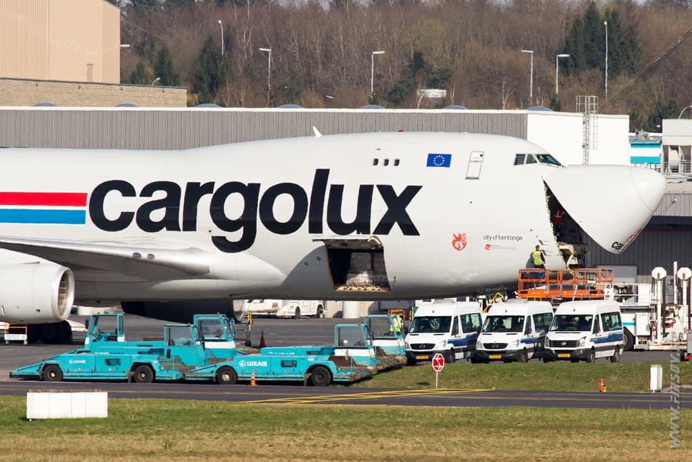 B-747_LX-UCV_Cargolux_5_LUX_ .JPG B-747_LX-UCV_Cargolux_5_LUX_ .JPG