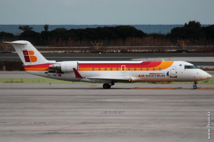 CRJ-200ER_EC-INF_Air_Nostrum_Iberia_Regional_1_BCN.JPG