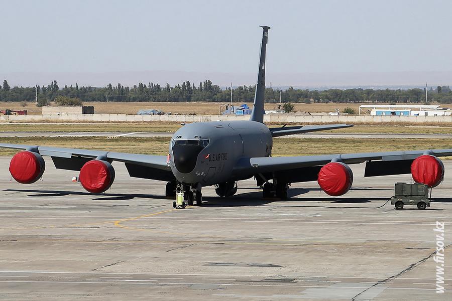 KC-135R_Stratotanker_3547_US_AIR_FORCE_1_FRU_for2.JPG