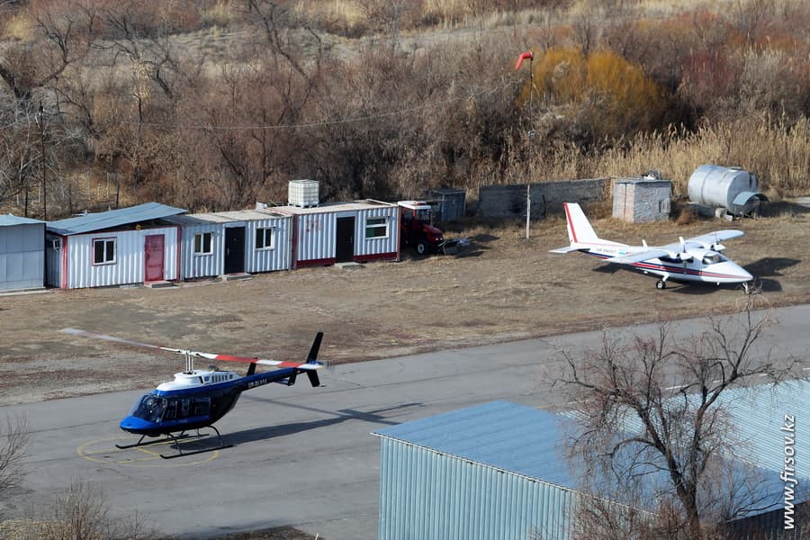 Aviaclub33.JPG Aviaclub33.JPG