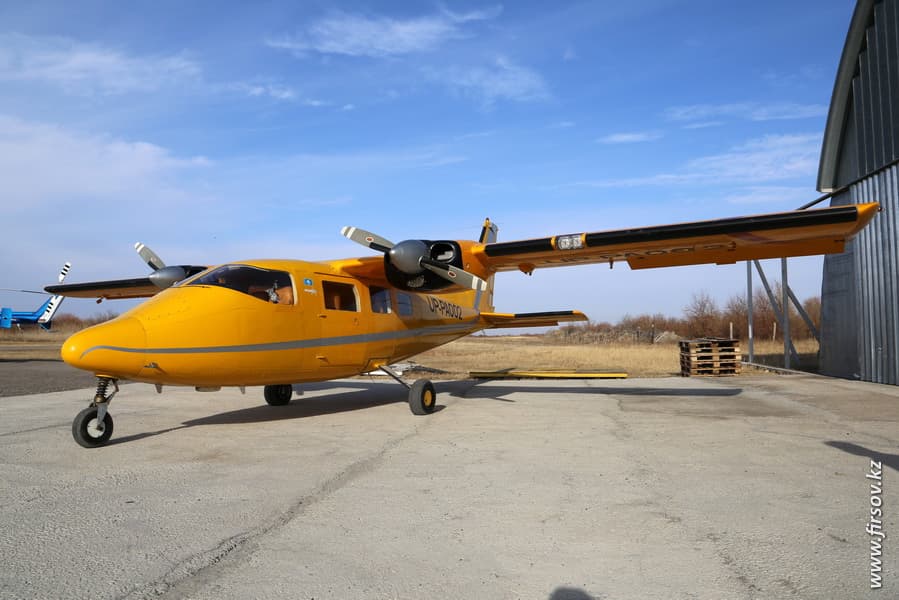 Aviaclub41.JPG Aviaclub41.JPG