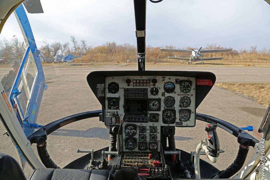 Aviaclub43.JPG Aviaclub43.JPG