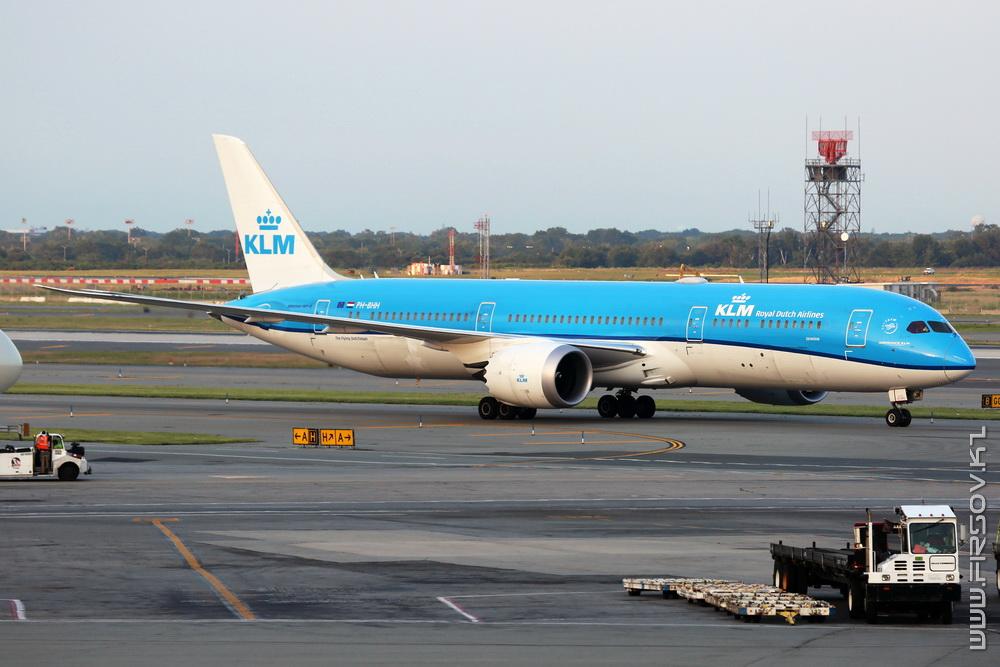 B-787_PH-BHH_KLM_1_JFK_resize (2).jpg
