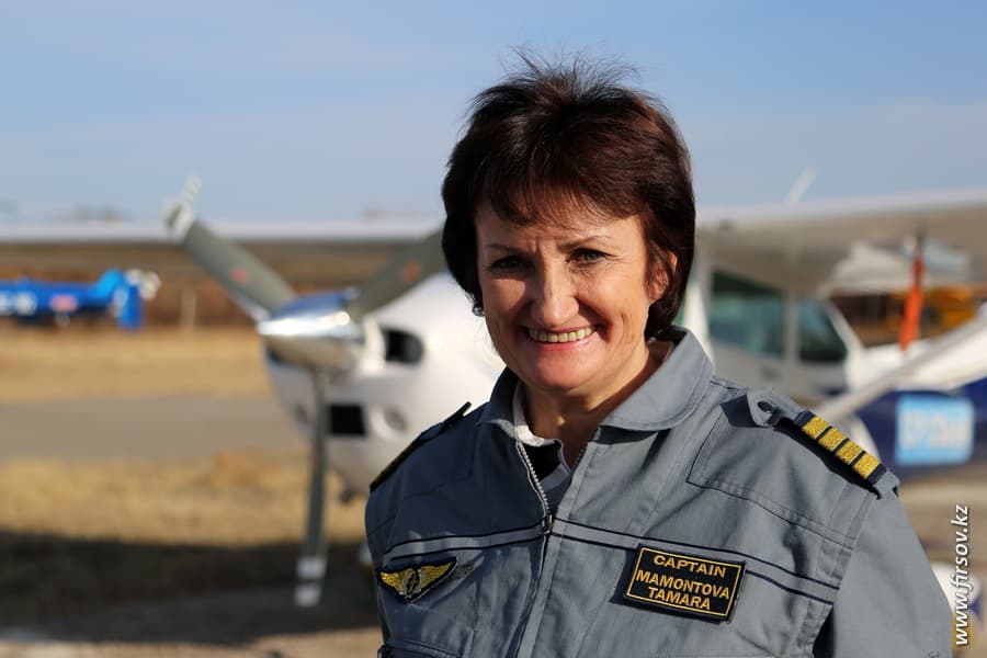 Aviaclub45.JPG Aviaclub45.JPG