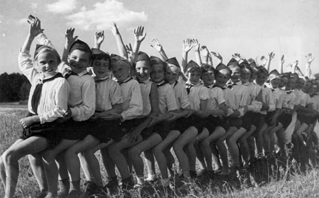 "Пионерская скамейка" "Пионерская скамейка"