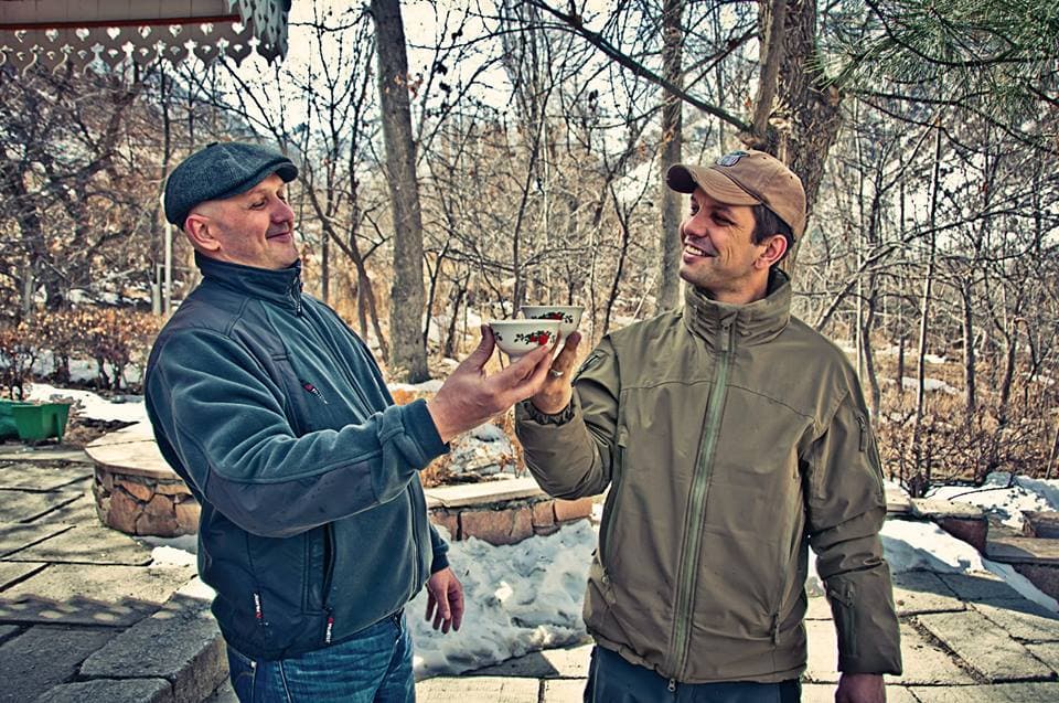 горный гиды Андрей Гундарев (Алмазов) и Александр Манулик в Киргизии горный гиды Андрей Гундарев (Алмазов) и Александр Манулик в Киргизии