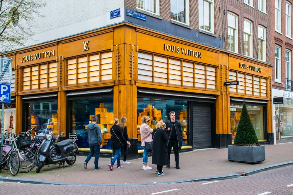 Амстердам, улица P.C. Hooftstraat Амстердам, улица P.C. Hooftstraat