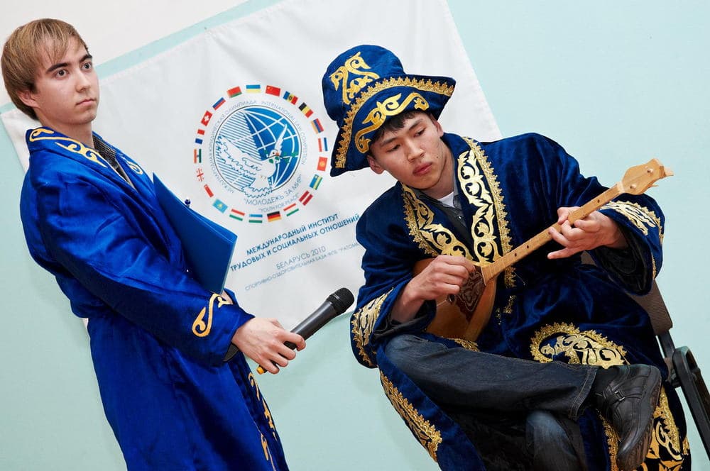 © Дмитрий Калиновский, Беларусь, 2010 © Дмитрий Калиновский, Беларусь, 2010