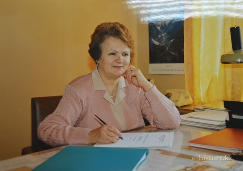Как создавался главный документ независимого Казахстана Как создавался главный документ независимого Казахстана
