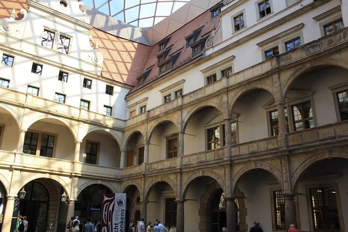 Экскурсия в Дрезден из Берлина. Экскурсия в Дрезден из Берлина.