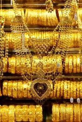 Индийское золото, алтын көрсе періште жолдан таяр При виде золота ангел сбивается с пути