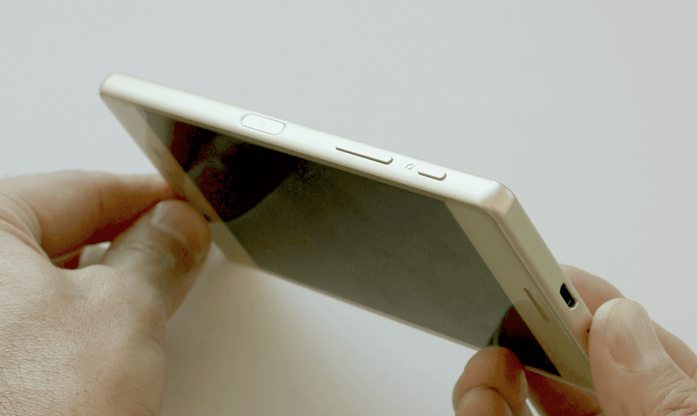 Фото Рустама Ниязова - обзор смартфона Sony Xperia X Фото Рустама Ниязова - обзор смартфона Sony Xperia X