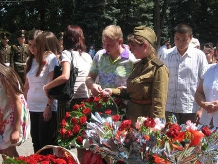 Коржина цветов от КФ "Информационная инициатива"