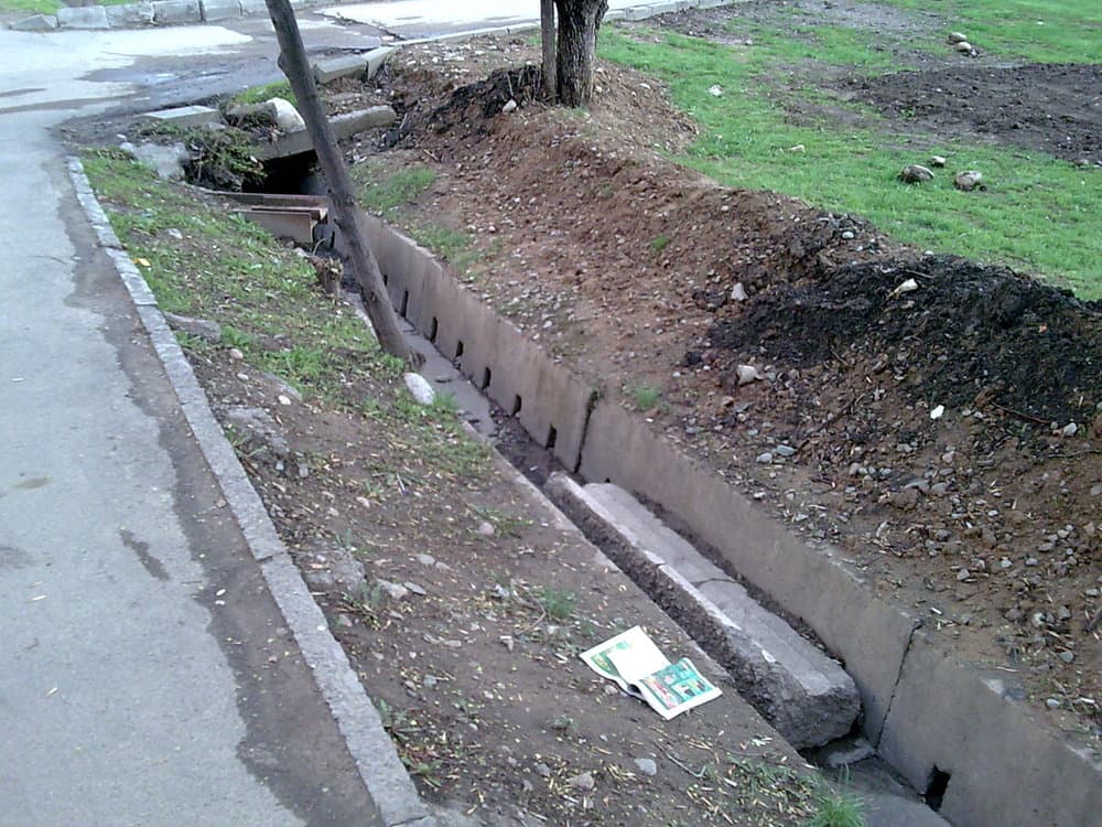 улица Момышулы в городе Алматы улица Момышулы в городе Алматы