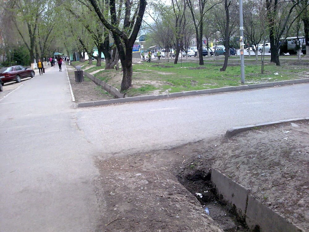 улица Момышулы в городе Алматы улица Момышулы в городе Алматы