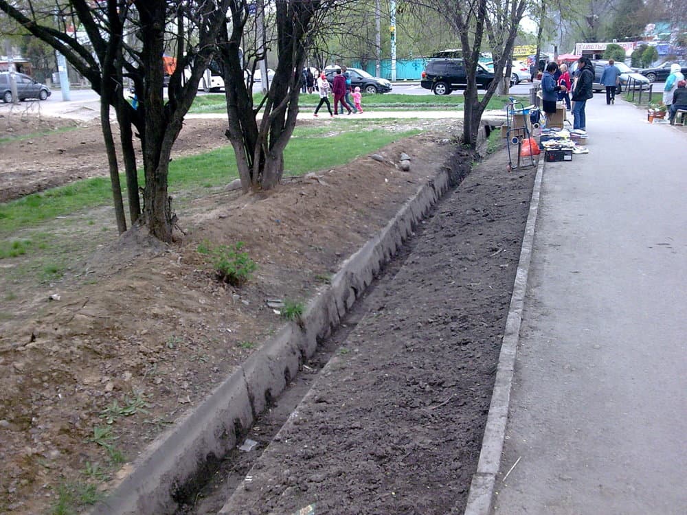 улица Момышулы в городе Алматы улица Момышулы в городе Алматы