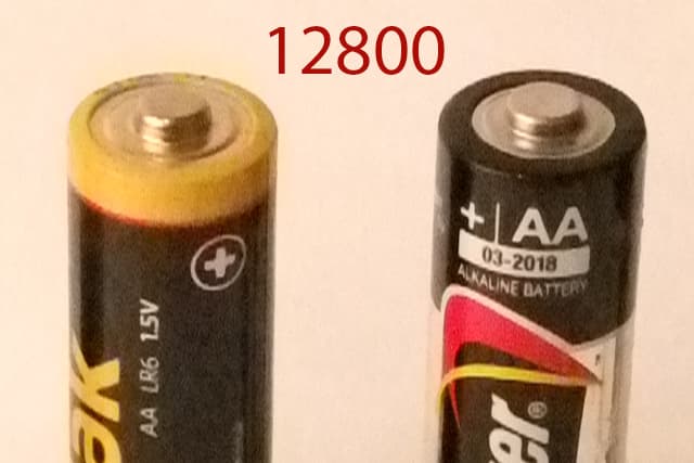 12800